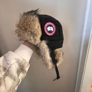 Canada Goose Black Hat with Tan Fur Trim